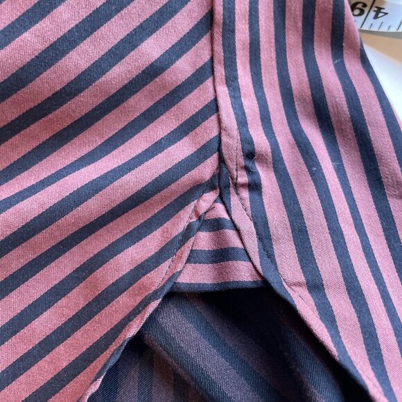 CHICO'S Imperial Stripe No Iron Tunic Blouse Women's 18 Sable Button Up Stretch - Picture 9 of 11